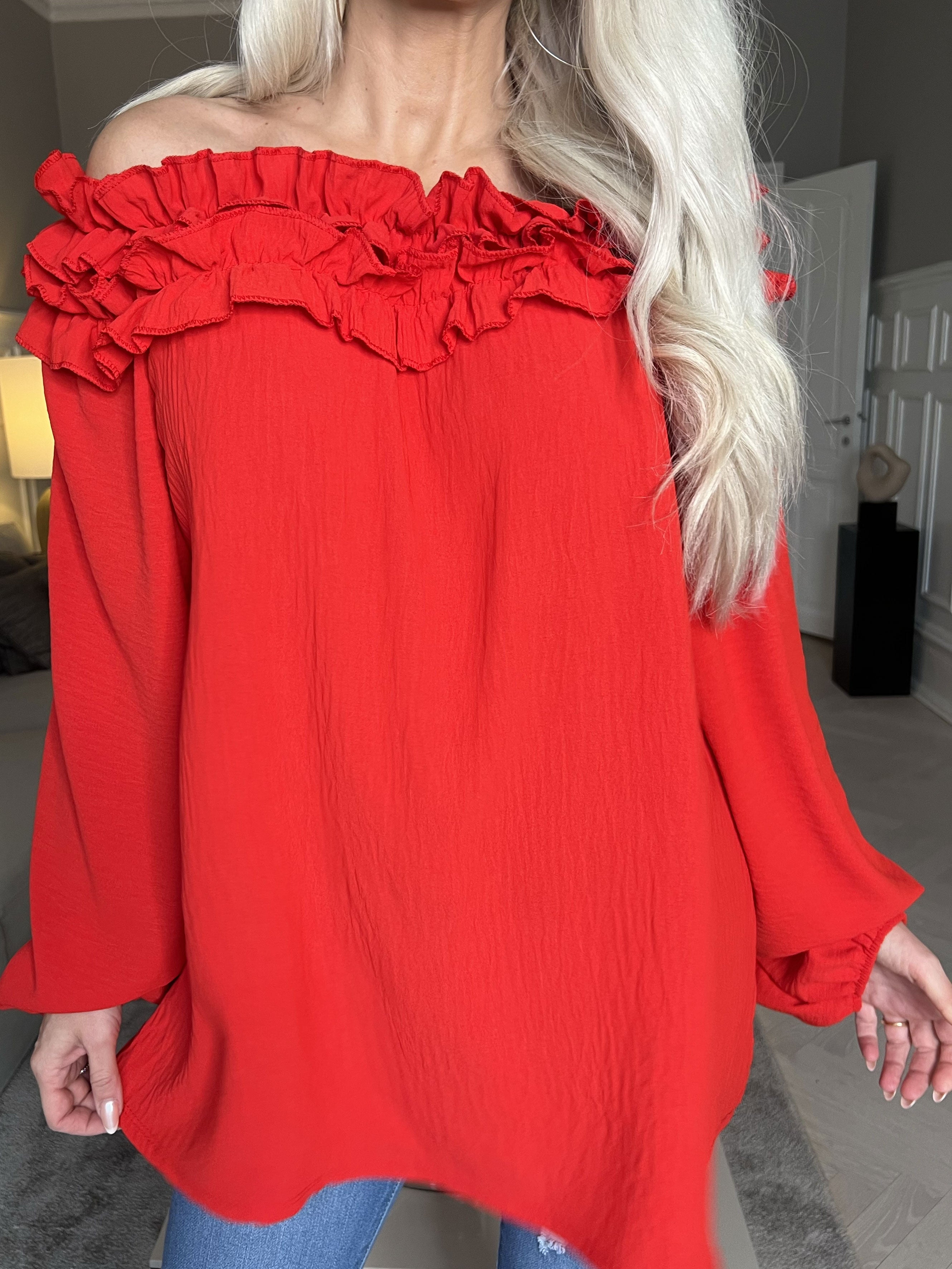 Chili - Fineste tunika bluse med flæser i udskæringen